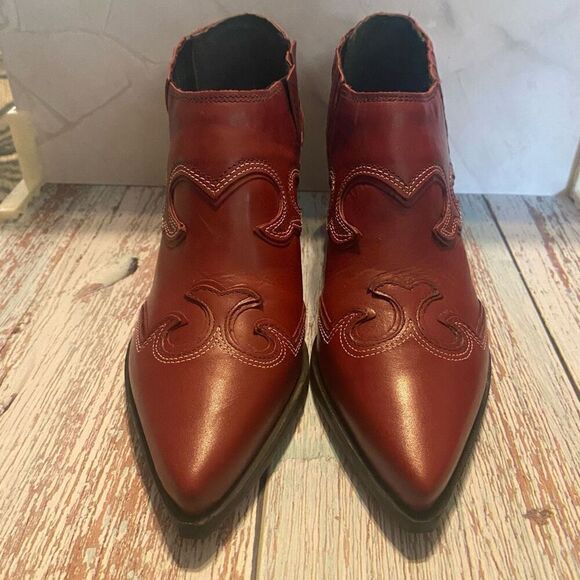 STEVE MADDEN Women’s Red Leather Western Booties Size 6M New No Box SEE DESCRIPT - Picture 10 of 10